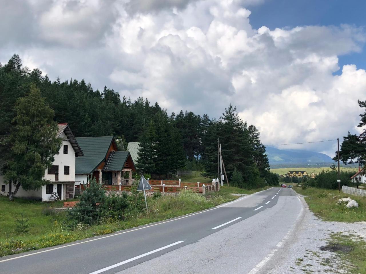 Kuca U Borju - House In Pines Apartment ชาเบลียค ภายนอก รูปภาพ