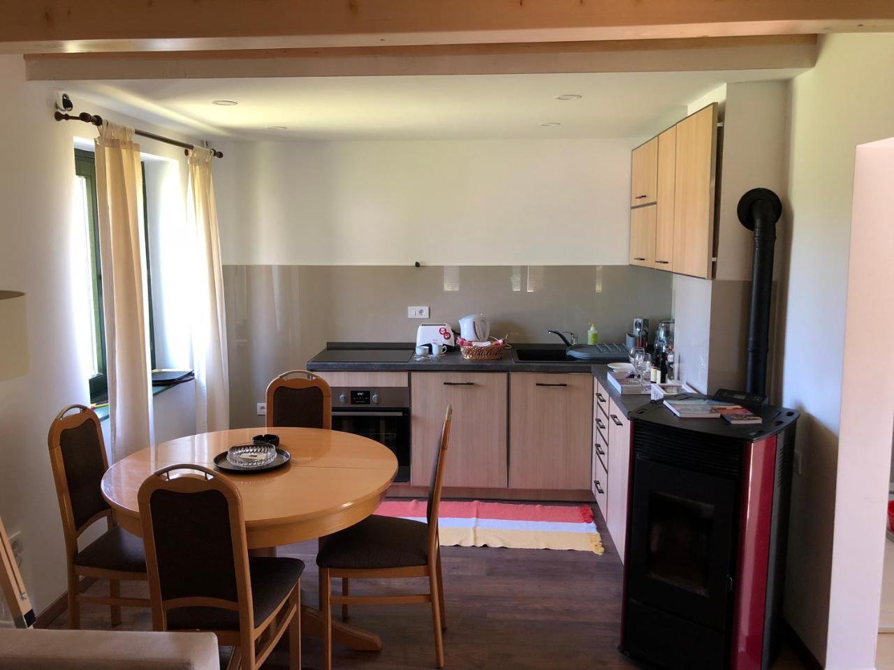 Kuca U Borju - House In Pines Apartment ชาเบลียค ภายนอก รูปภาพ